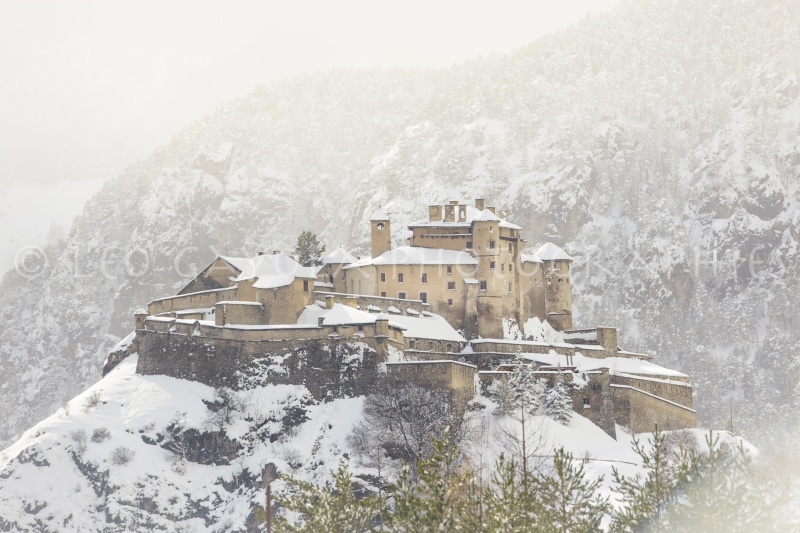Le Fort De Chateau Queyras Sous La Neige Par Le Photographe