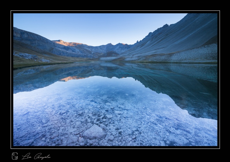 Stage photo nature en Ubaye avec Léo Gayola, lac de montagne